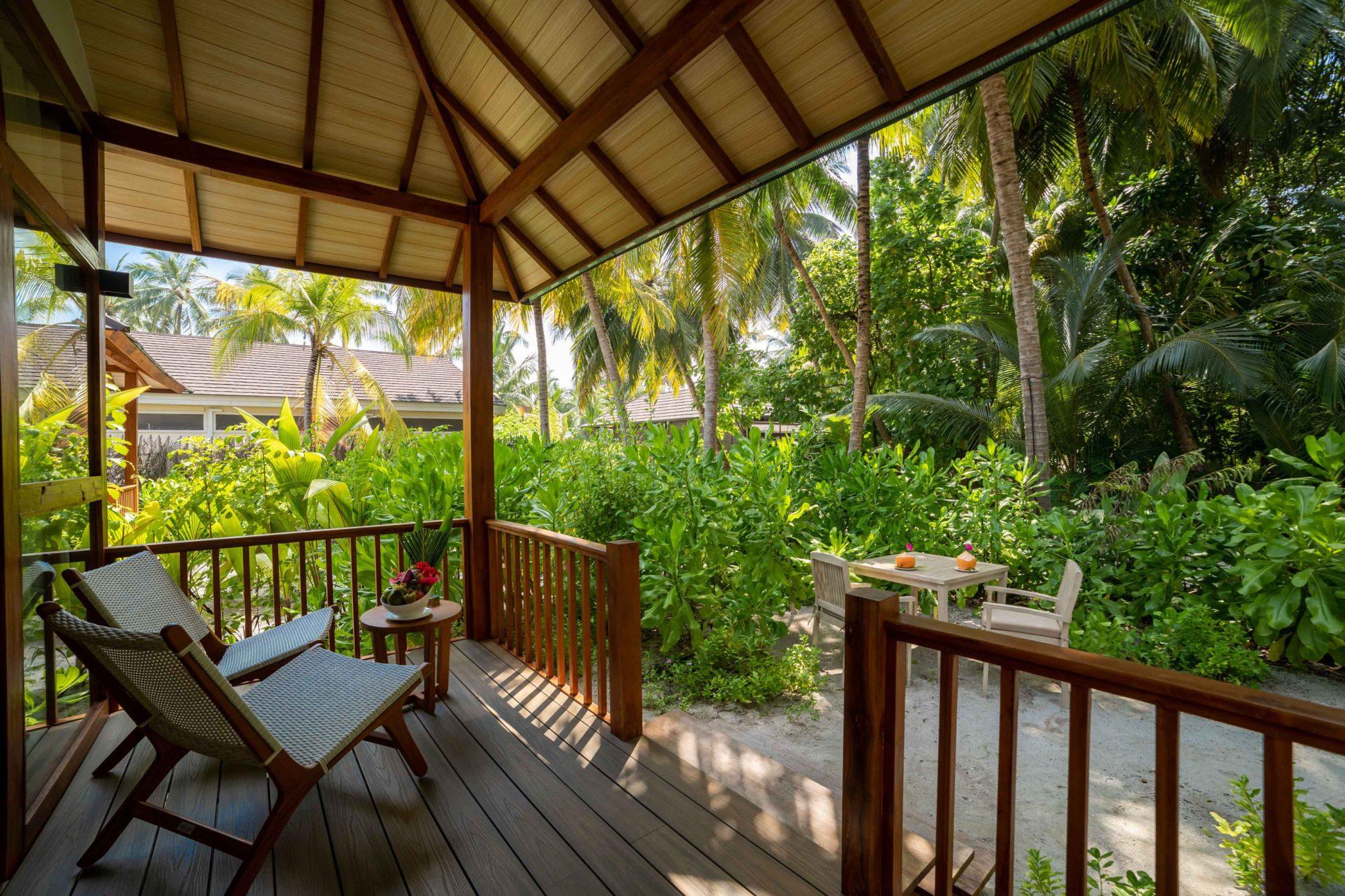 Fiyavalhu Resort Maldives Mandhoo Exterior foto